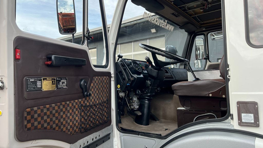 Fire truck Mercedes-Benz 1622 4x2 43.000km winch: picture 23