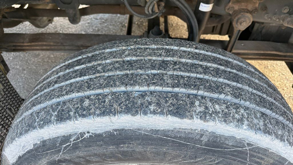 Mercedes-Benz Actros 2546 6x2 abroll - retarder - front spring - Container transporter/ Swap body truck: picture 5 Mercedes-Benz Actros 2546 6x2 abroll - retarder - front spring - Container transporter/ Swap body truck: picture 5