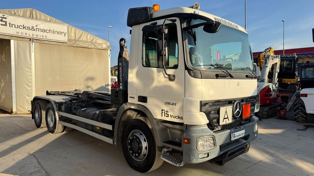 Mercedes-Benz Actros 2641 6x4 hiab abroll tipper - spring complete - Container transporter/ Swap body truck: picture 3 Mercedes-Benz Actros 2641 6x4 hiab abroll tipper - spring complete - Container transporter/ Swap body truck: picture 3