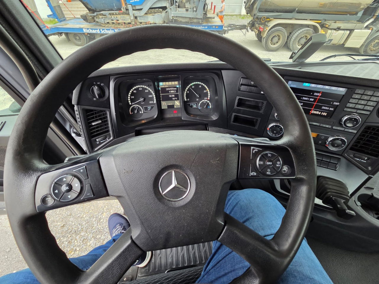 Tipper Mercedes-Benz Arocs 4148 8X4 meiller tipper - bordmatic: picture 21 Tipper Mercedes-Benz Arocs 4148 8X4 meiller tipper - bordmatic: picture 21