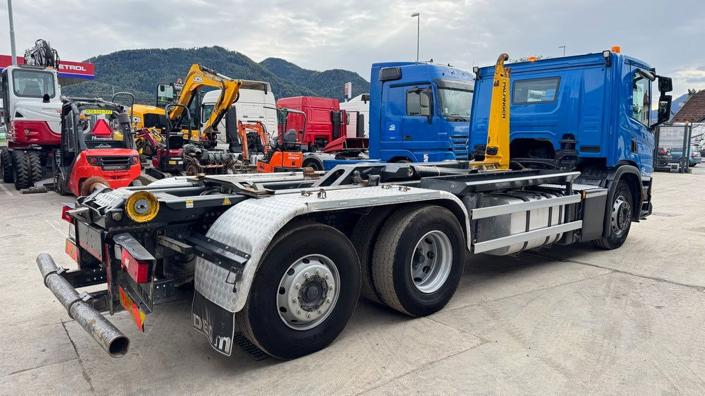 Scania P 360 6x2 palfinger abroll tipper - steering axle - Container transporter/ Swap body truck: picture 5 Scania P 360 6x2 palfinger abroll tipper - steering axle - Container transporter/ Swap body truck: picture 5