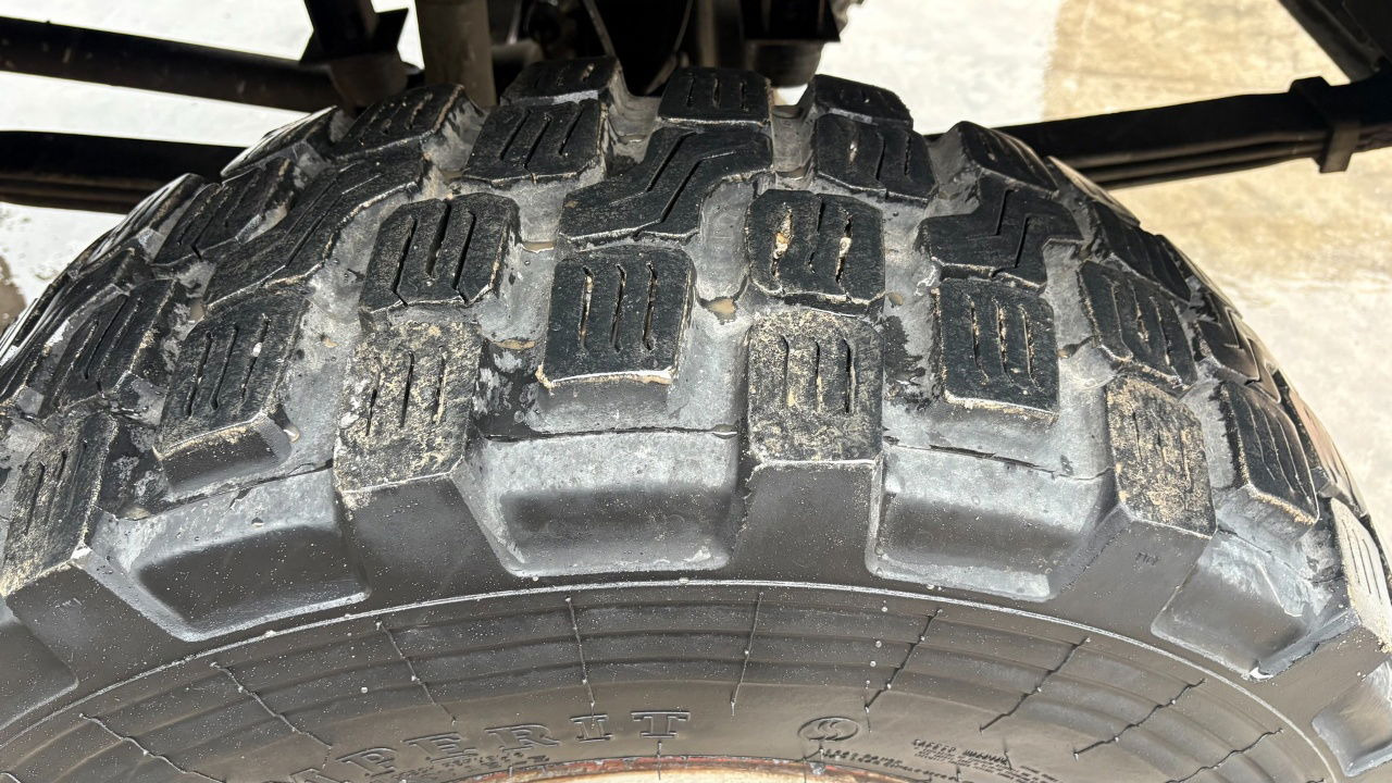 Steyr 12M18 4X4 stake body - 62.000km - Curtain side truck: picture 5 Steyr 12M18 4X4 stake body - 62.000km - Curtain side truck: picture 5