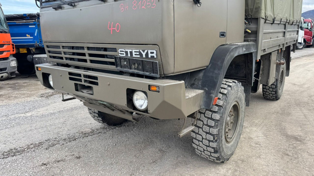 Steyr 12M18 4X4 stake body -  truck - Curtain side truck: picture 2 Steyr 12M18 4X4 stake body -  truck - Curtain side truck: picture 2