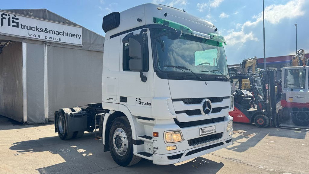 Mercedes-Benz Actros 1841 LS 4x2 tractor unit - retarder - Tractor truck: picture 3 Mercedes-Benz Actros 1841 LS 4x2 tractor unit - retarder - Tractor truck: picture 3