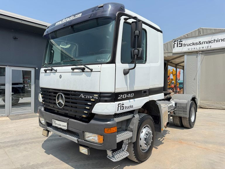 Mercedes-Benz Actros 2040 AS 4x4 tractor unit - tipp. hydr. - Tractor truck: picture 1 Mercedes-Benz Actros 2040 AS 4x4 tractor unit - tipp. hydr. - Tractor truck: picture 1