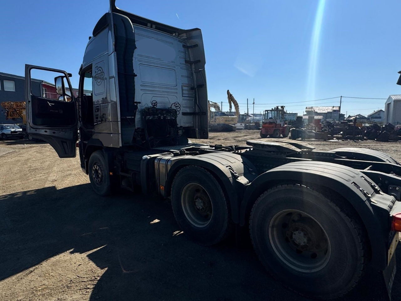 Volvo FH 16 580 6x4 tractor unit - euro 4 - Tractor truck: picture 5 Volvo FH 16 580 6x4 tractor unit - euro 4 - Tractor truck: picture 5