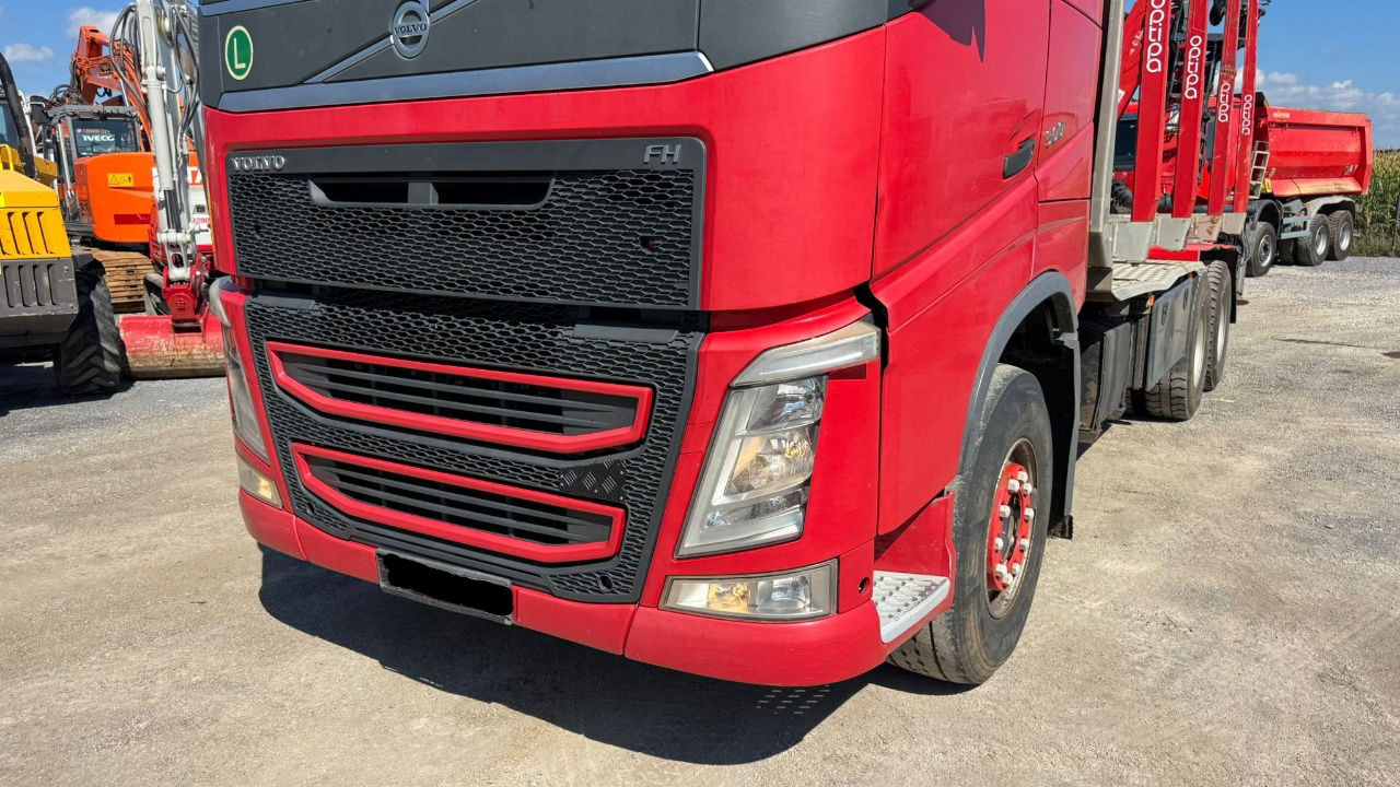 Volvo FH 500 500 6x4 forest truck - Epsilon 110Z - scissors - Container transporter/ Swap body truck: picture 2 Volvo FH 500 500 6x4 forest truck - Epsilon 110Z - scissors - Container transporter/ Swap body truck: picture 2