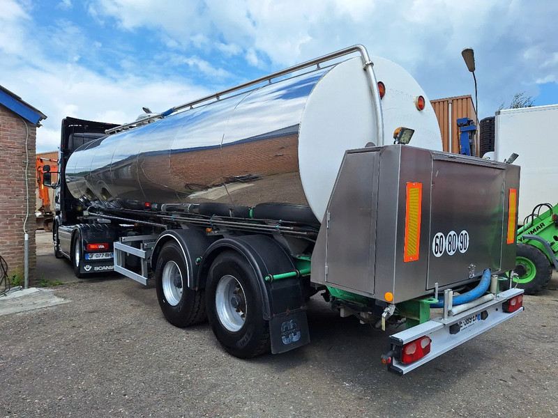 MAISONNEUVE S233RE - Tanker semi-trailer: picture 4 MAISONNEUVE S233RE - Tanker semi-trailer: picture 4