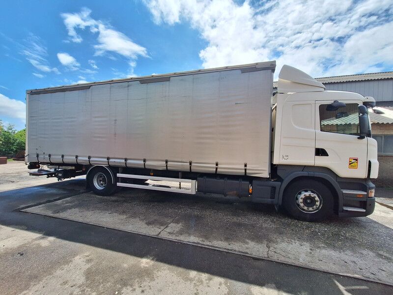 Scania R360 R360 - Curtain side truck: picture 4 Scania R360 R360 - Curtain side truck: picture 4