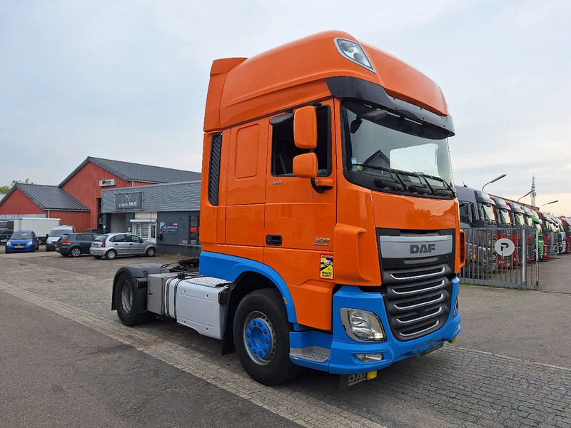 DAF XF 460 XF 460 MET ZF RETARDER - Tractor truck: picture 3 DAF XF 460 XF 460 MET ZF RETARDER - Tractor truck: picture 3