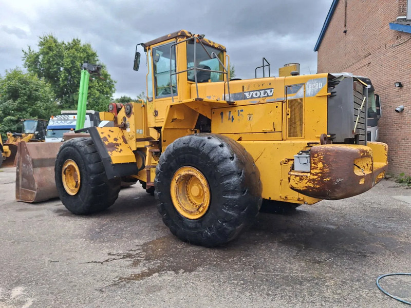 Volvo L220D - Wheel loader: picture 4 Volvo L220D - Wheel loader: picture 4