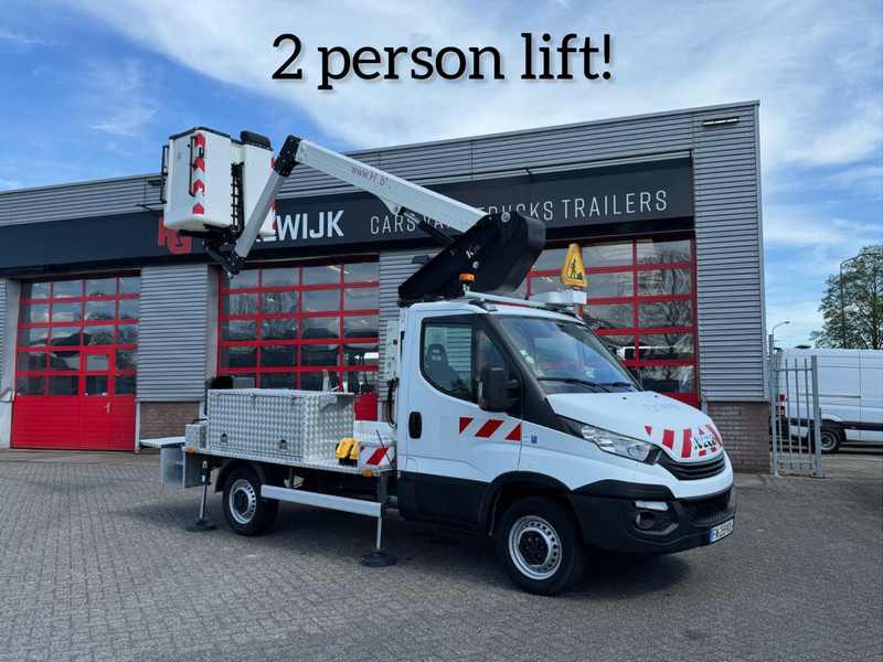 Iveco Daily 35S14 2 Person, Km 31.936!! 4x gestempeld, 2 persoonslift - Commercial truck: picture 1 Iveco Daily 35S14 2 Person, Km 31.936!! 4x gestempeld, 2 persoonslift - Commercial truck: picture 1