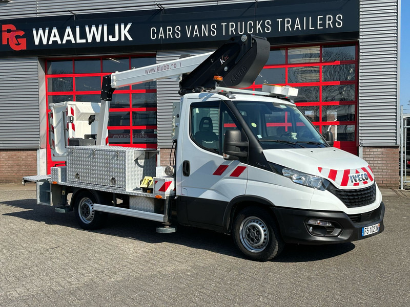 Iveco Daily 35S14 APK 29-08-2026, 4x gestempeld Km 64.779 - Commercial truck: picture 3 Iveco Daily 35S14 APK 29-08-2026, 4x gestempeld Km 64.779 - Commercial truck: picture 3