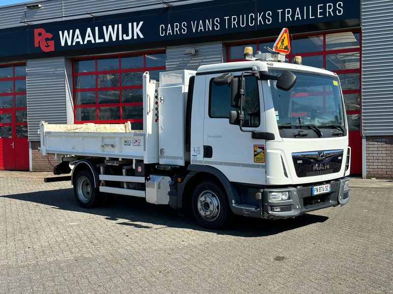 MAN TGL 8.220 2 sides tipper Kipper - Tipper: picture 3 MAN TGL 8.220 2 sides tipper Kipper - Tipper: picture 3