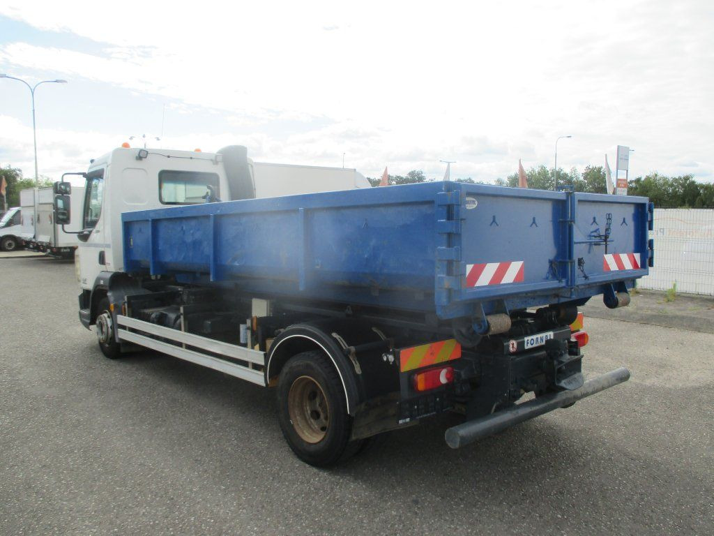 DAF LF 12.250 - Hook lift truck: picture 3 DAF LF 12.250 - Hook lift truck: picture 3