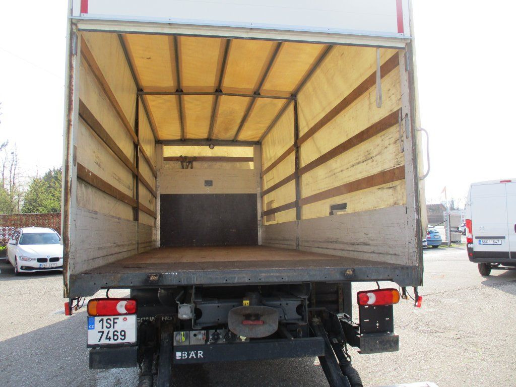 DAF LF 12.260 - Curtain side truck: picture 5 DAF LF 12.260 - Curtain side truck: picture 5