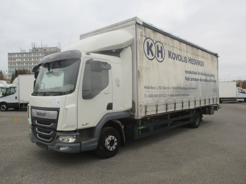 DAF LF 12.260 - Curtain side truck: picture 1 DAF LF 12.260 - Curtain side truck: picture 1