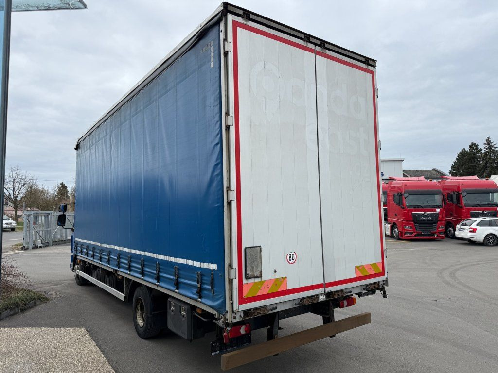 DAF LF220 EURO 6 - Curtain side truck: picture 5 DAF LF220 EURO 6 - Curtain side truck: picture 5