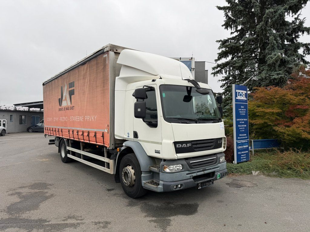 DAF LF55.250 EURO 4 - Curtain side truck: picture 2 DAF LF55.250 EURO 4 - Curtain side truck: picture 2