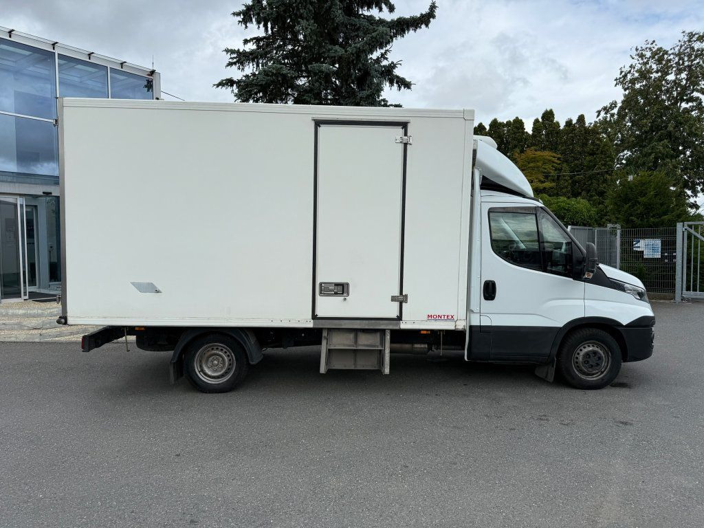 Iveco 35S16 Daily - Refrigerated delivery van: picture 3 Iveco 35S16 Daily - Refrigerated delivery van: picture 3