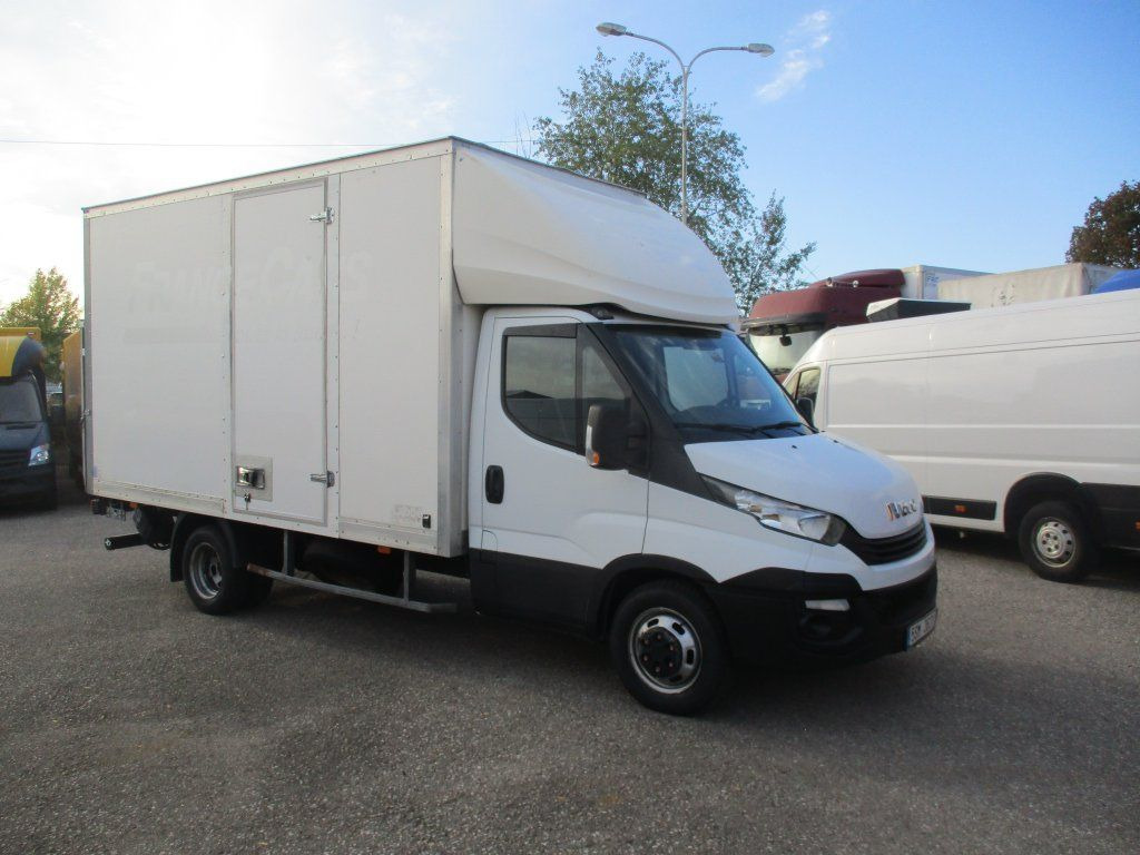 Iveco Daily 35C16 mit LBW - Closed box van: picture 2 Iveco Daily 35C16 mit LBW - Closed box van: picture 2