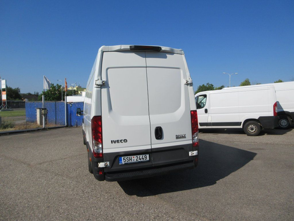 Iveco Daily 35S16 Hi Matic - Panel van: picture 5 Iveco Daily 35S16 Hi Matic - Panel van: picture 5