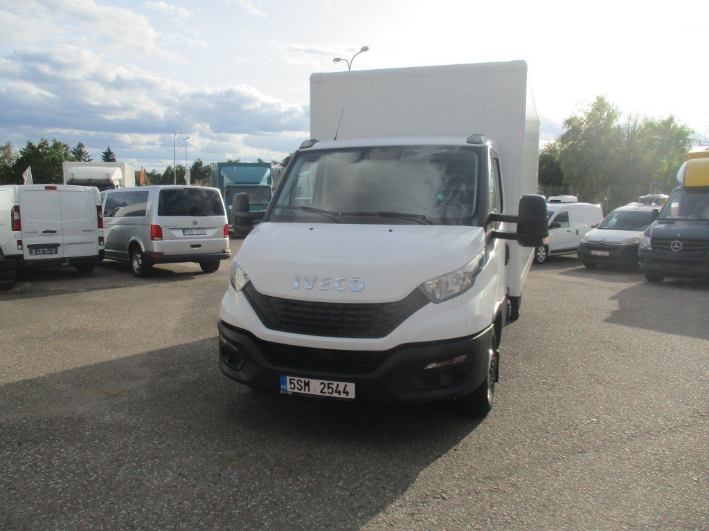 Iveco Daily 35S16 mit LBW - Closed box van: picture 2 Iveco Daily 35S16 mit LBW - Closed box van: picture 2