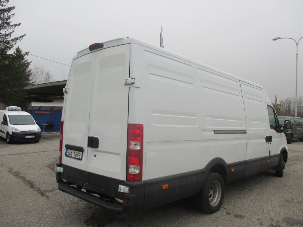 Iveco Daily 50C15 Carrier 350 - Refrigerated delivery van: picture 5 Iveco Daily 50C15 Carrier 350 - Refrigerated delivery van: picture 5