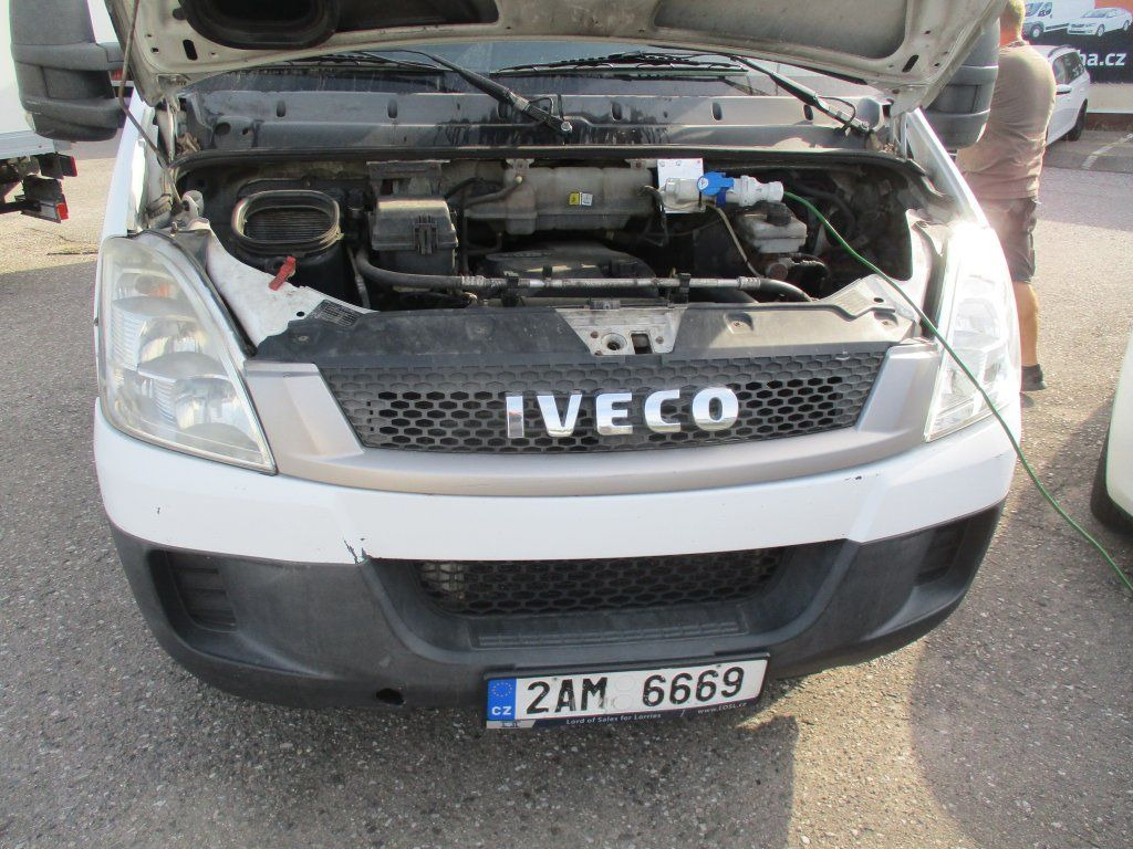 Iveco Daily 50C15 Carrier 350 - Refrigerated delivery van: picture 3 Iveco Daily 50C15 Carrier 350 - Refrigerated delivery van: picture 3