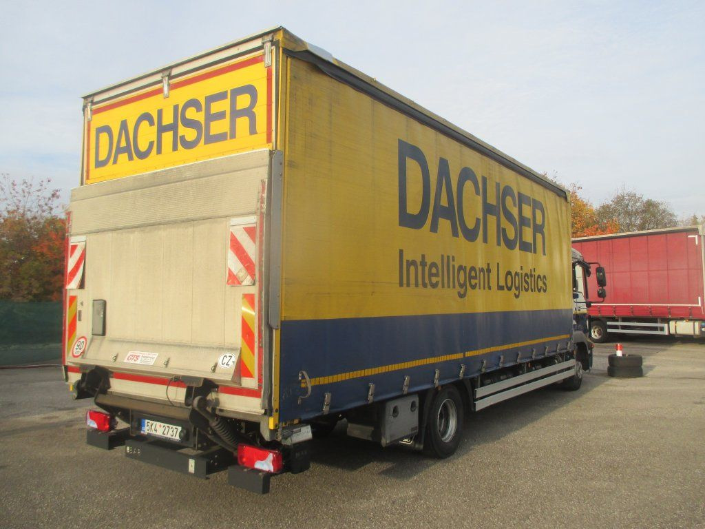 MAN TGL 12.250 - Curtain side truck: picture 4 MAN TGL 12.250 - Curtain side truck: picture 4