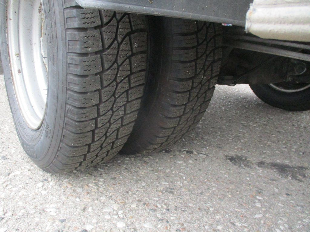 Closed box van Mercedes-Benz Sprinter 513 CDi mit LBW: picture 17