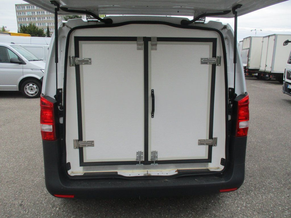 Mercedes-Benz Vito 111 CDi - Refrigerated delivery van: picture 3 Mercedes-Benz Vito 111 CDi - Refrigerated delivery van: picture 3