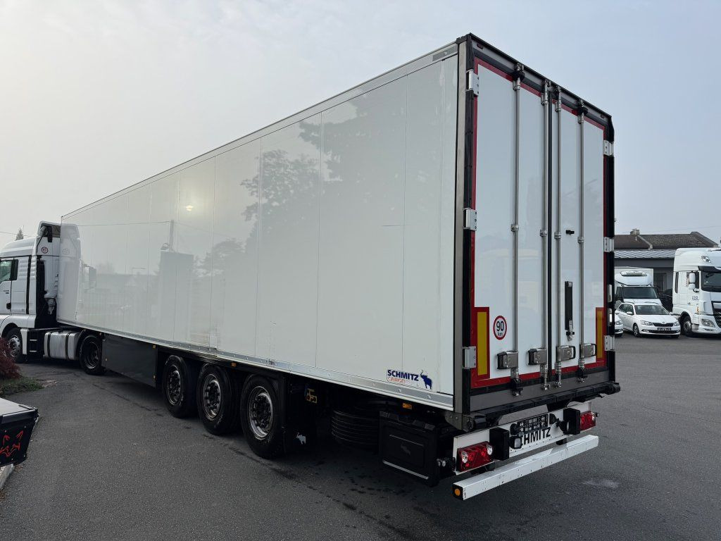 Schmitz Cargobull SKO24 Carrier Vector 1550 - Closed box semi-trailer: picture 4 Schmitz Cargobull SKO24 Carrier Vector 1550 - Closed box semi-trailer: picture 4
