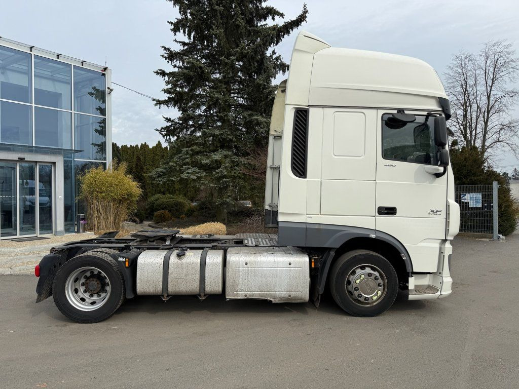 DAF XF460 EURO 6 MEGA/lowdeck - Tractor truck: picture 3 DAF XF460 EURO 6 MEGA/lowdeck - Tractor truck: picture 3