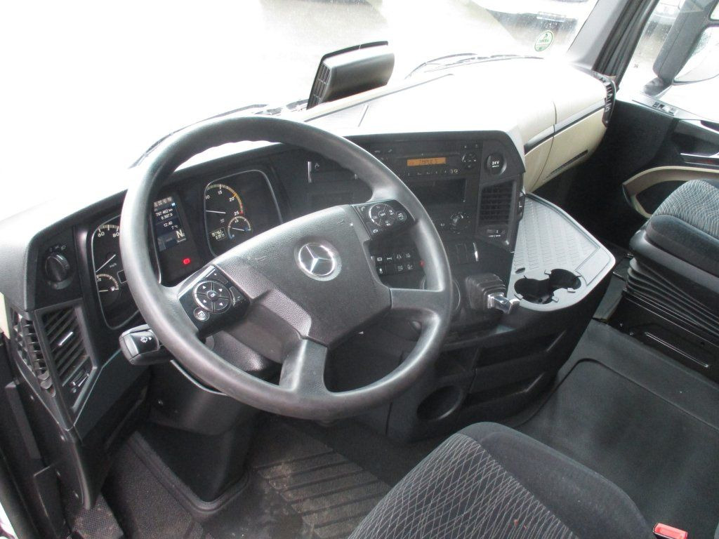 Tractor truck Mercedes-Benz 1845 Actros EURO 6 MEGA/lowdeck: picture 11