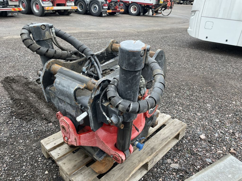 Attachment for Construction machinery ROTOTILT R8: picture 1