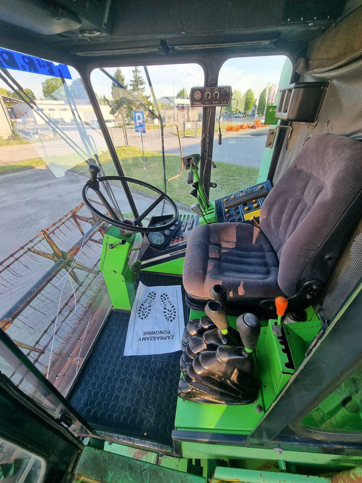 Combine harvester Deutz-Fahr 36.40: picture 8