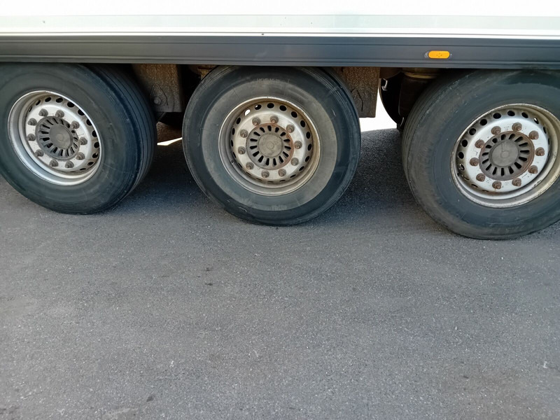 Refrigerator semi-trailer LAMBERET: picture 7 Refrigerator semi-trailer LAMBERET: picture 7
