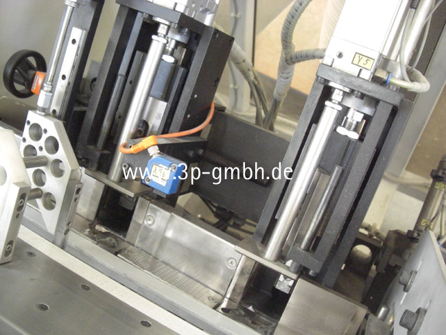 Automatic corner rounding machine Dürselen Corta ES 09 - Printing machinery: picture 2 Automatic corner rounding machine Dürselen Corta ES 09 - Printing machinery: picture 2