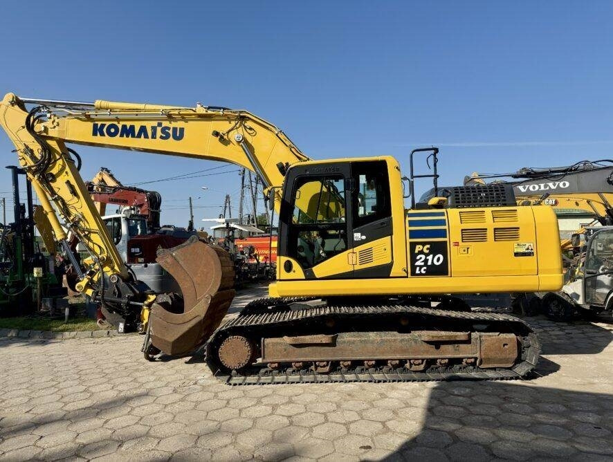 Komatsu PC210LC-11 ENGCON 2x buckets - Crawler excavator: picture 2 Komatsu PC210LC-11 ENGCON 2x buckets - Crawler excavator: picture 2