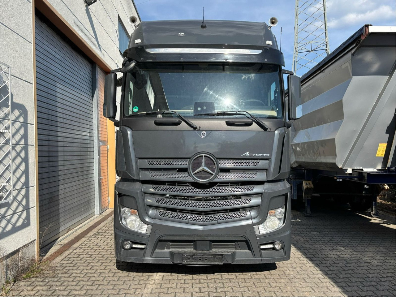 Mercedes-Benz Actros 1851 Retarder/Luft/Klima - Tractor truck: picture 2 Mercedes-Benz Actros 1851 Retarder/Luft/Klima - Tractor truck: picture 2