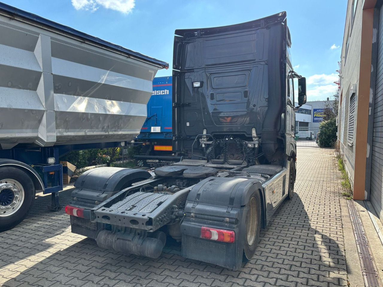 Mercedes-Benz Actros 1851 Retarder/Luft/Klima - Tractor truck: picture 5 Mercedes-Benz Actros 1851 Retarder/Luft/Klima - Tractor truck: picture 5