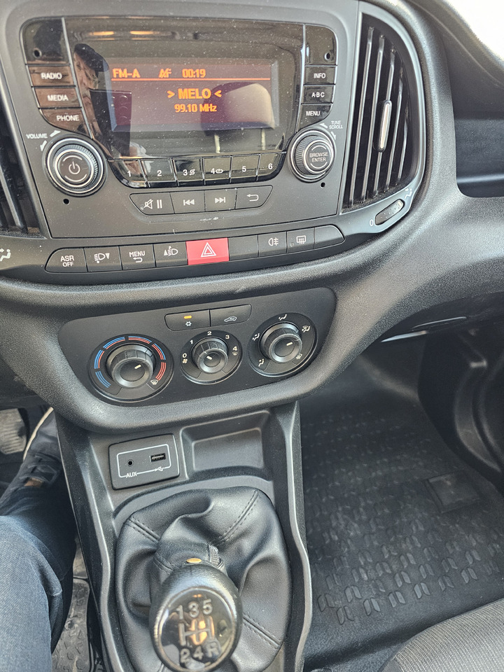 Refrigerated delivery van FIAT DOBLO LONG CHLODNIA carrier KLIMA  EURO6 [ Copy ]: picture 18