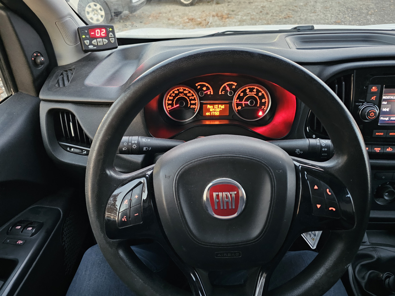 Refrigerated delivery van FIAT DOBLO LONG CHLODNIA carrier KLIMA  EURO6 [ Copy ]: picture 9