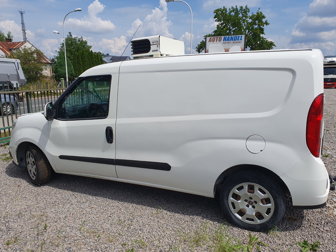 FIAT DOBLO LONG CHLODNIA carrier KLIMA EURO6 - Refrigerated delivery van: picture 4 FIAT DOBLO LONG CHLODNIA carrier KLIMA EURO6 - Refrigerated delivery van: picture 4