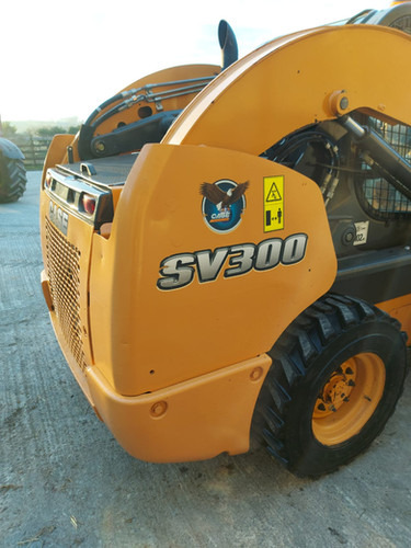 2014 CASE SV300 - Skid steer loader: picture 4 2014 CASE SV300 - Skid steer loader: picture 4