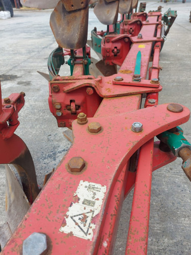 Kverneland ES 100-200-28 - Plow: picture 5 Kverneland ES 100-200-28 - Plow: picture 5
