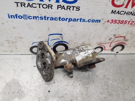 Case International 956, 1056, Xl Transmission Oil Filter Manifold 3402690r91 - Gearbox filter for Farm tractor: picture 1 Case International 956, 1056, Xl Transmission Oil Filter Manifold 3402690r91 - Gearbox filter for Farm tractor: picture 1