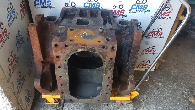 Deutz Agrotron 6.15 Rear Axle Housing Box 04417701 - Rear axle for Farm tractor: picture 1 Deutz Agrotron 6.15 Rear Axle Housing Box 04417701 - Rear axle for Farm tractor: picture 1
