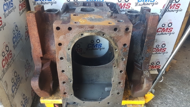 Deutz Agrotron 6.15 Rear Axle Housing Box 04417701 - Rear axle for Farm tractor: picture 2 Deutz Agrotron 6.15 Rear Axle Housing Box 04417701 - Rear axle for Farm tractor: picture 2